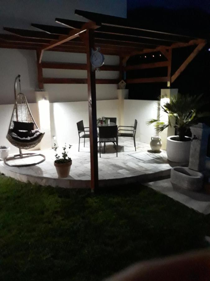 Vila Pelinovo كوتور المظهر الخارجي الصورة